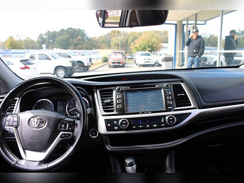 2017 Toyota Highlander