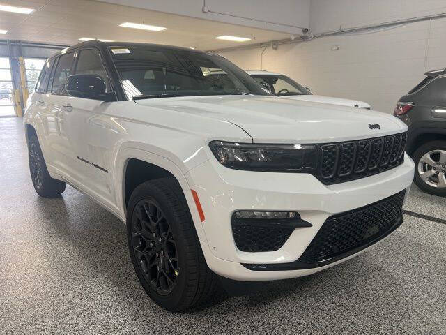 2025 Jeep Grand Cherokee Summit