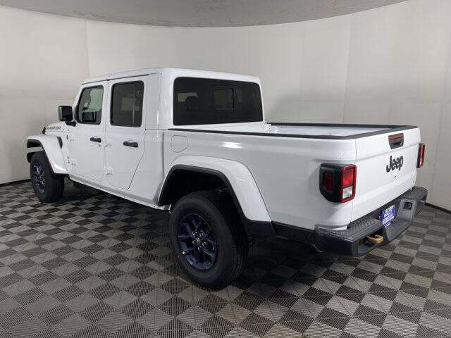 2026 Jeep Gladiator 85th Anniversary Edition