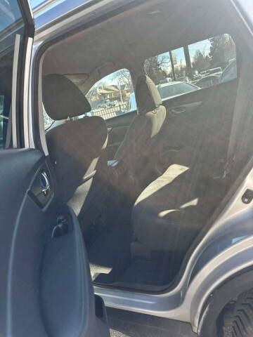2016 Nissan Rogue SV