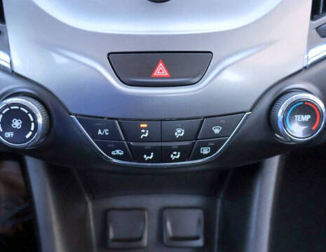 2017 Chevrolet Cruze LT Auto