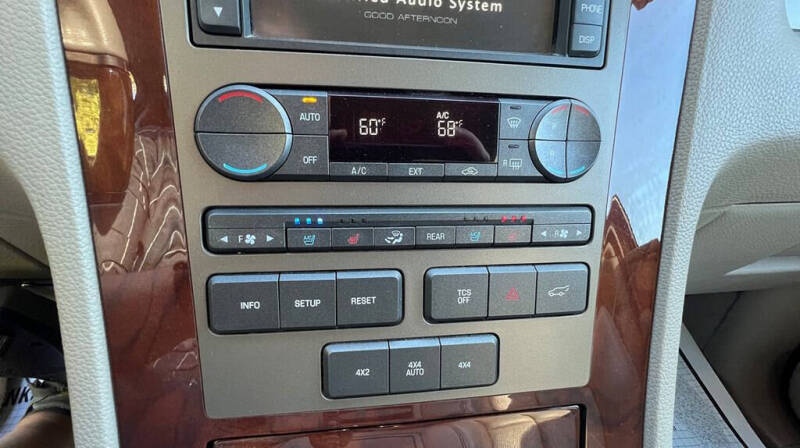 2013 Lincoln Navigator L