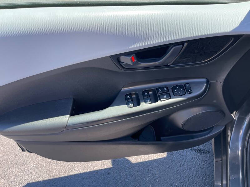 2021 Hyundai Kona SE