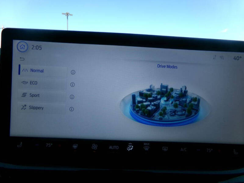 2024 Ford Escape Hybrid ST-Line Select
