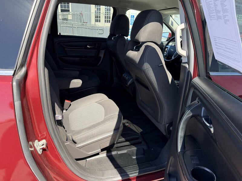 2017 Chevrolet Traverse LT