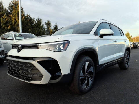 2025 Volkswagen Taos SE 4Motion