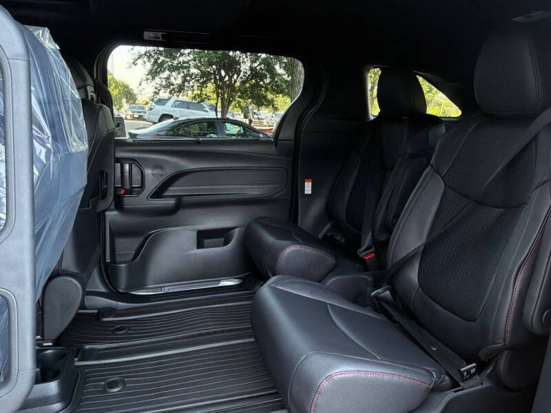 2026 Toyota Sienna XSE 7-Passenger