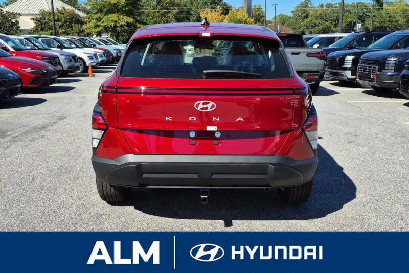 2027 Hyundai Kona SE