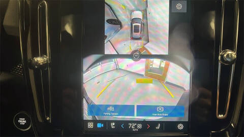 2025 Volvo XC40 B5 Plus Dark Theme