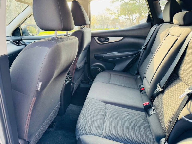 2019 Nissan Rogue Sport SV