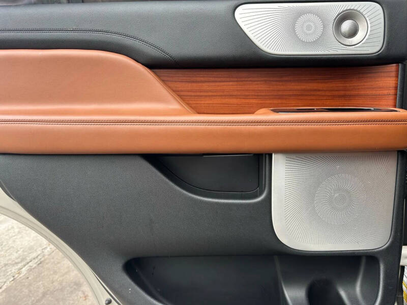 2019 Lincoln Navigator Reserve