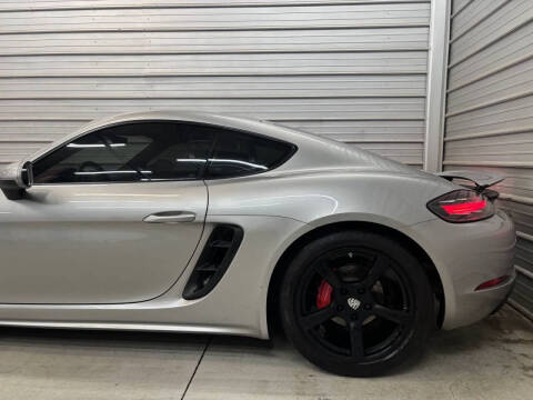 2017 Porsche 718 Cayman S