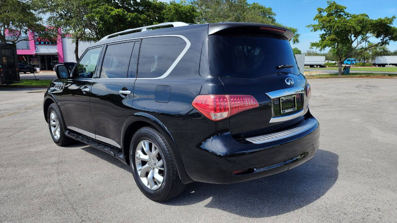 2011 INFINITI QX56 SUV / Crossover