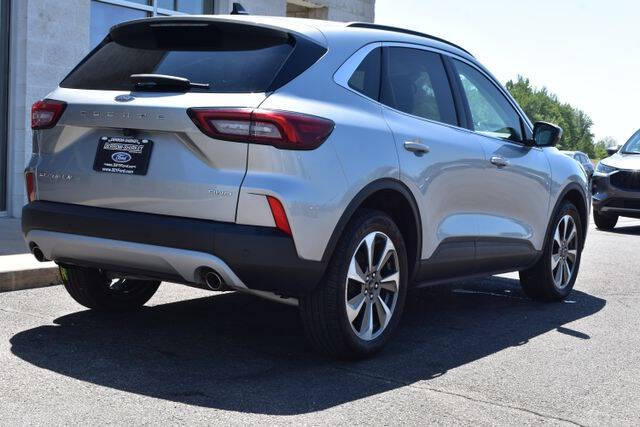 2023 Ford Escape Platinum