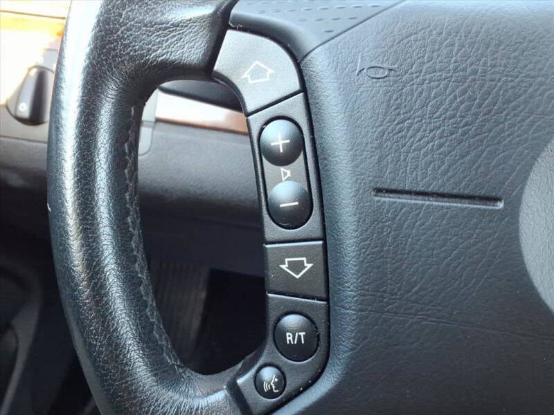 2005 BMW 3 Series 325i