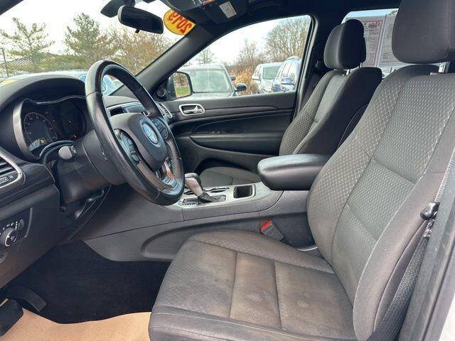 2019 Jeep Grand Cherokee Laredo E