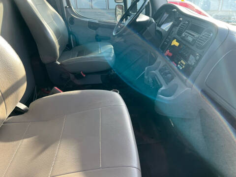 2015 Freightliner M2 112