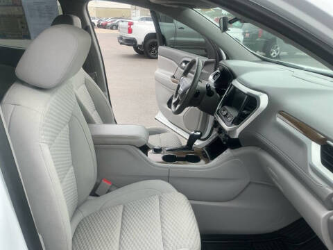 2018 GMC Acadia SLE-2
