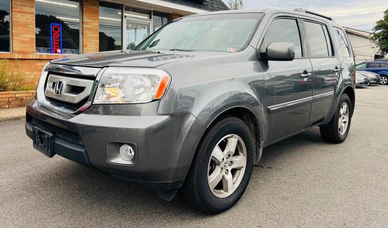 2010 Honda Pilot for sale at CAR FARMER & SALES in Chesapeake, VA