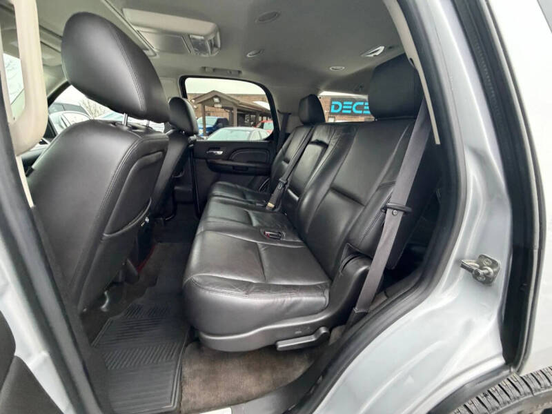 2012 Cadillac Escalade Luxury