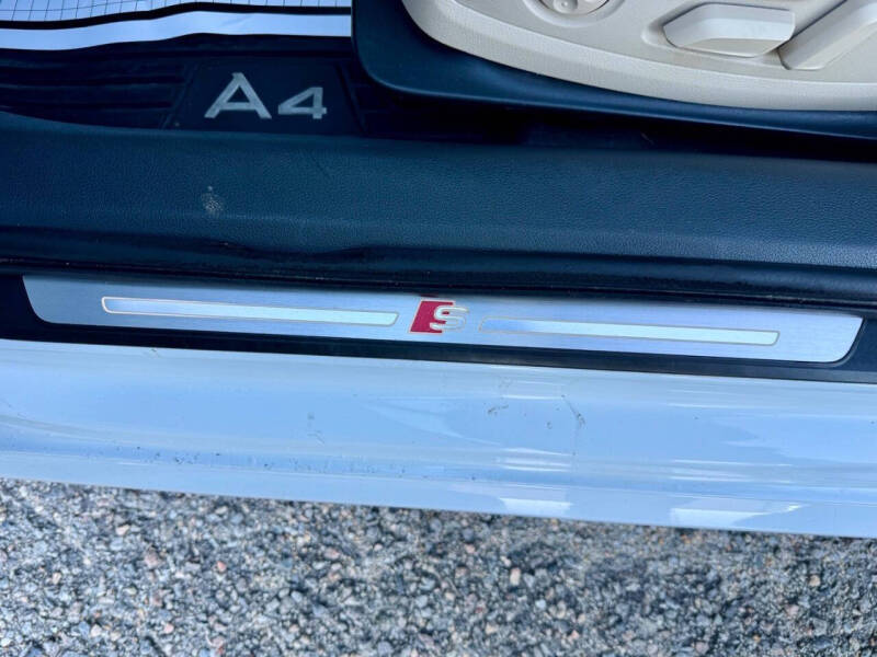 2017 Audi A4 2.0T quattro Premium Plus