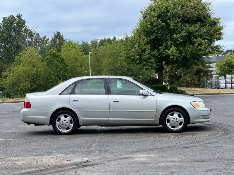 2004 Toyota Avalon XL