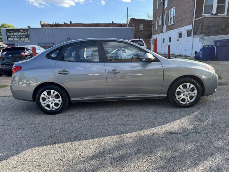 2010 Hyundai Elantra Blue