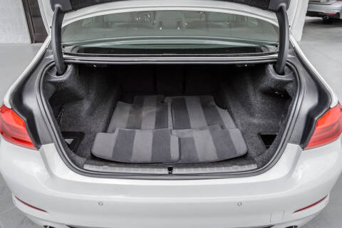 2019 BMW 5 Series 530i