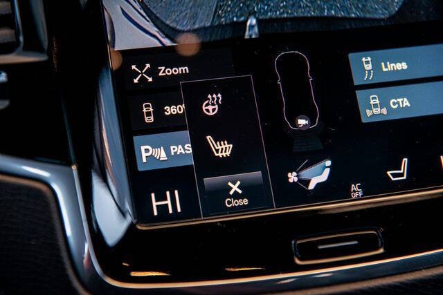 2018 Volvo XC90 T6 R-Design