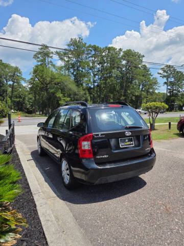 2009 Kia Rondo LX