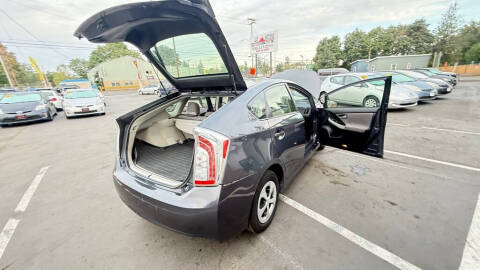 2014 Toyota Prius One