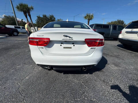 2017 Jaguar XE 25t