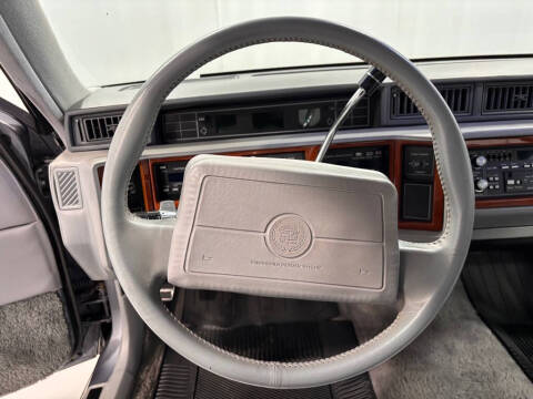 1990 Cadillac Fleetwood