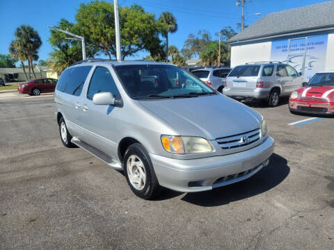 2002 Toyota Sienna for sale at Alfa Used Auto in Holly Hill FL