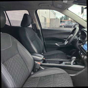 2022 Nissan Kicks SV