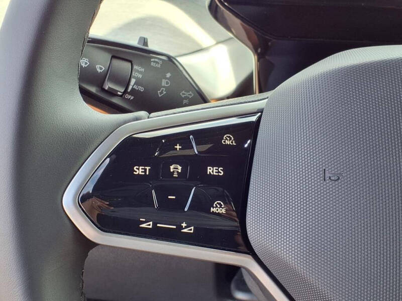 2025 Volkswagen ID. Buzz Pro S