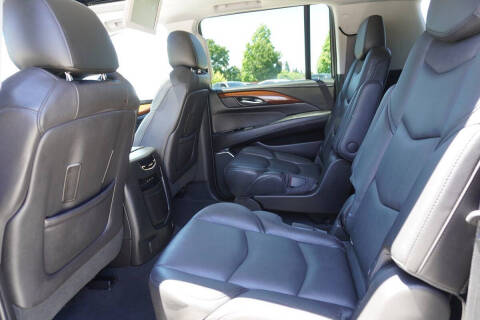 2018 Cadillac Escalade ESV Premium Luxury