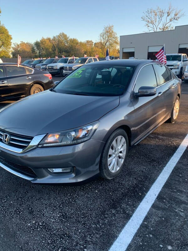 2015 Honda Accord for sale at SAUL AUTO SALES in Houston TX