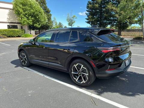 2025 Chevrolet Equinox EV LT