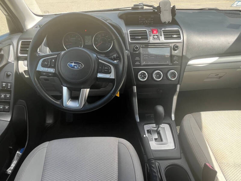2017 Subaru Forester 2.5i
