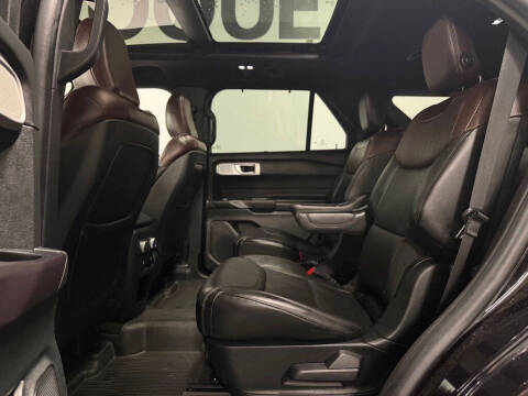 2020 Ford Explorer Platinum