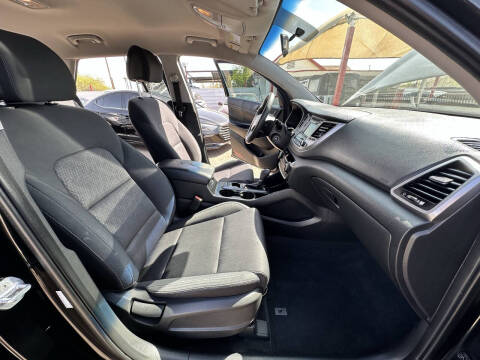 2017 Hyundai Tucson SE