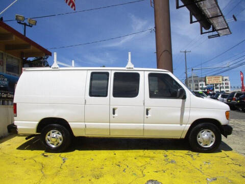 2001 Ford E-Series E-150