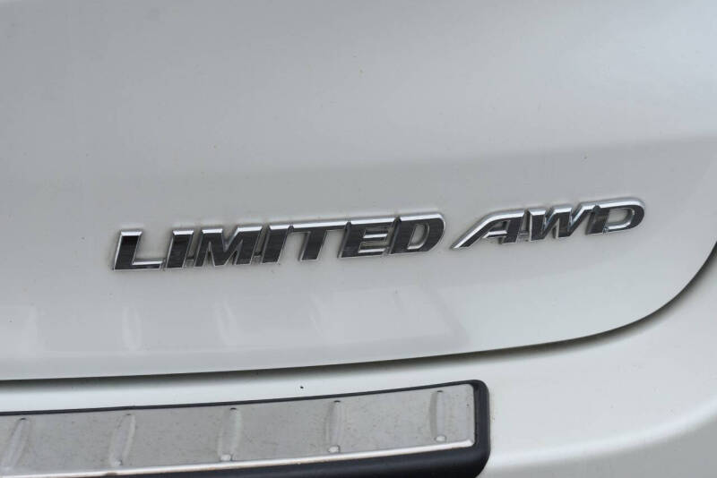 2016 Toyota Highlander Limited Platinum