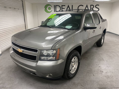 2008 Chevrolet Avalanche for sale at Ideal Cars Broadway in Mesa AZ
