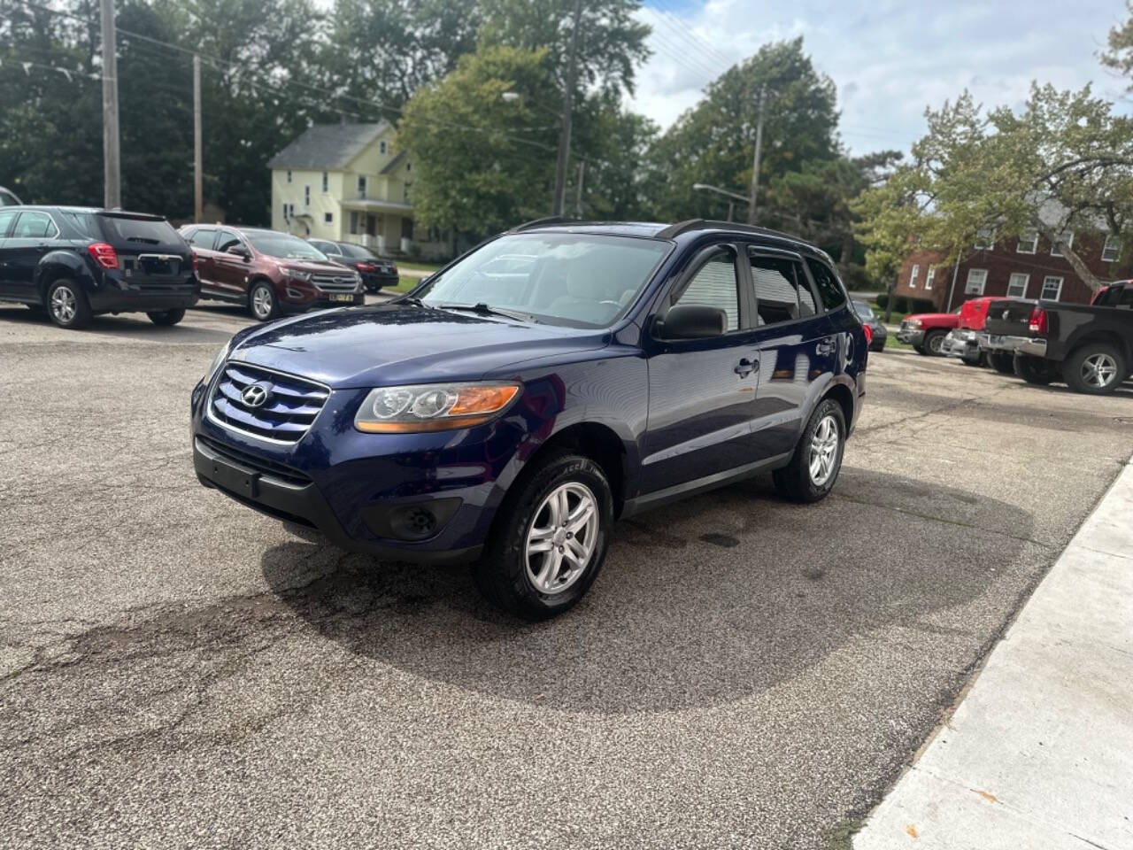 2010 Hyundai SANTA FE for sale at BENZEN AUTO LLC in Ashtabula, OH