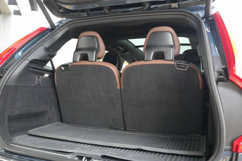 2023 Volvo XC90 B6 Plus Bright Theme 7P