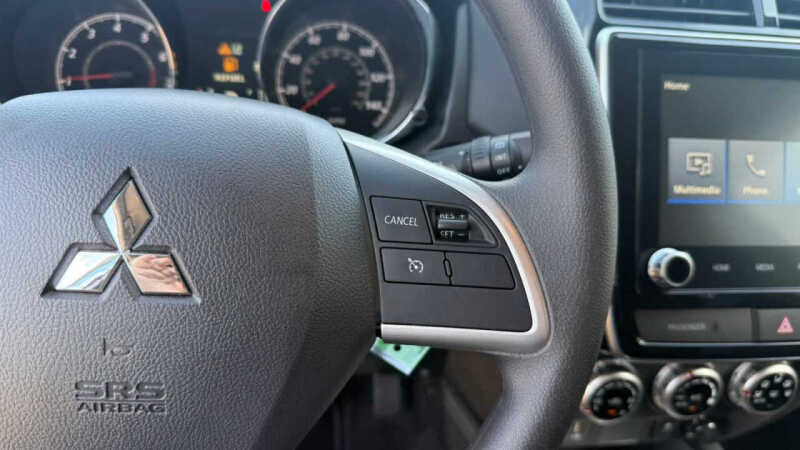 2026 Mitsubishi Outlander Sport ES