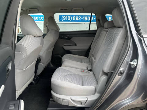 2023 Toyota Highlander LE