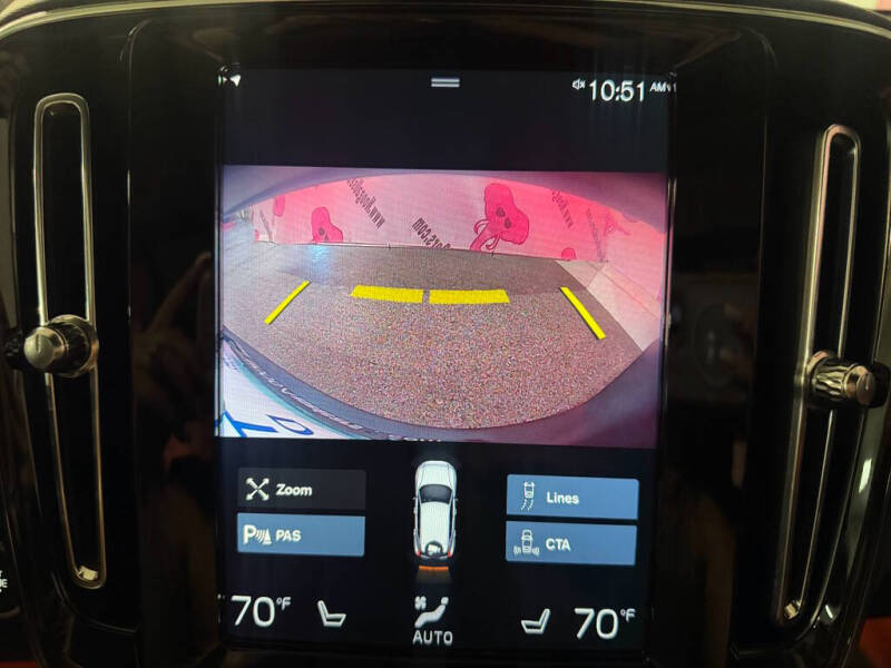 2021 Volvo XC40 T5 R-Design